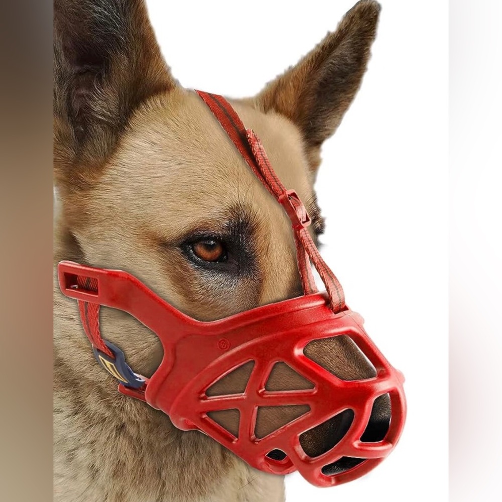 ⭐️ Host Pick x2⭐️ Breathable training dog muzzle Red size M